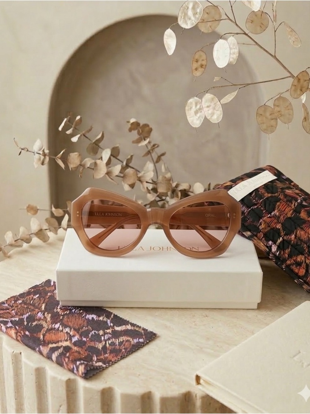 Ulla Johnson Opal Butterfly Sunglasses in Camel Acetate Women’s OS NWT